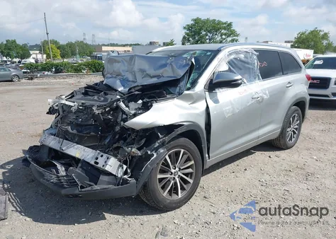 2018 Toyota Highlander Xle from USA, damaged, VIN 5TDKZRFH5JS541401